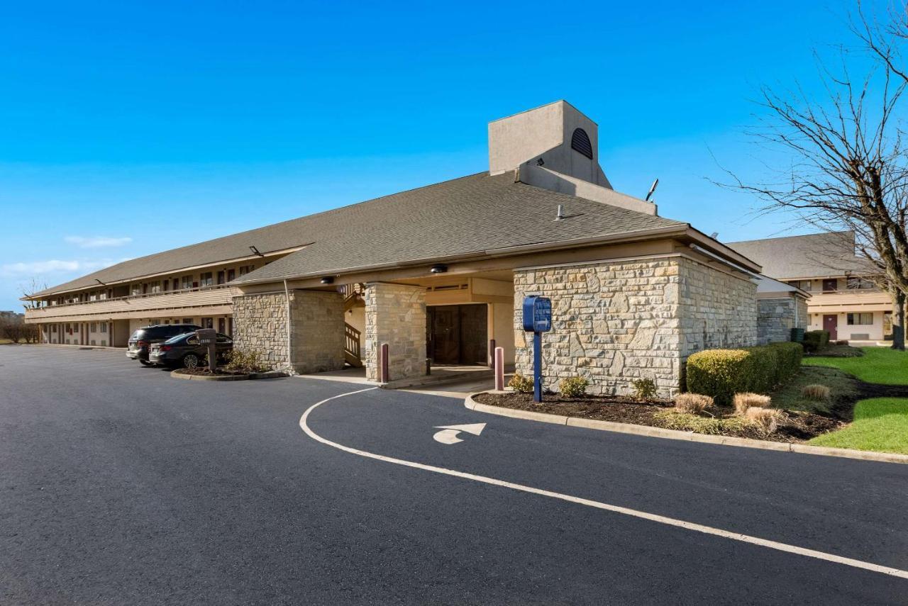 Rodeway Inn Columbus Esterno foto
