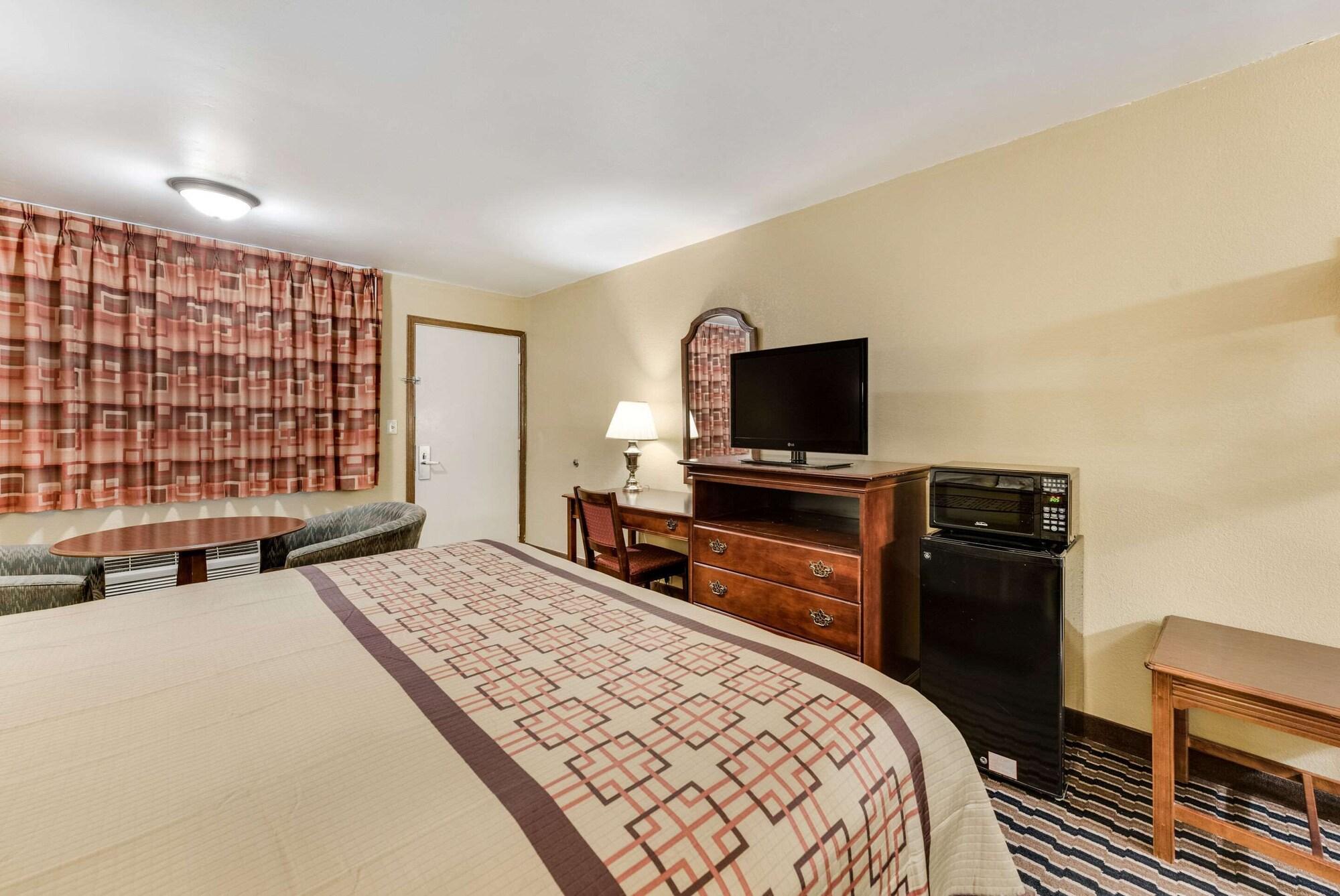 Rodeway Inn Columbus Esterno foto