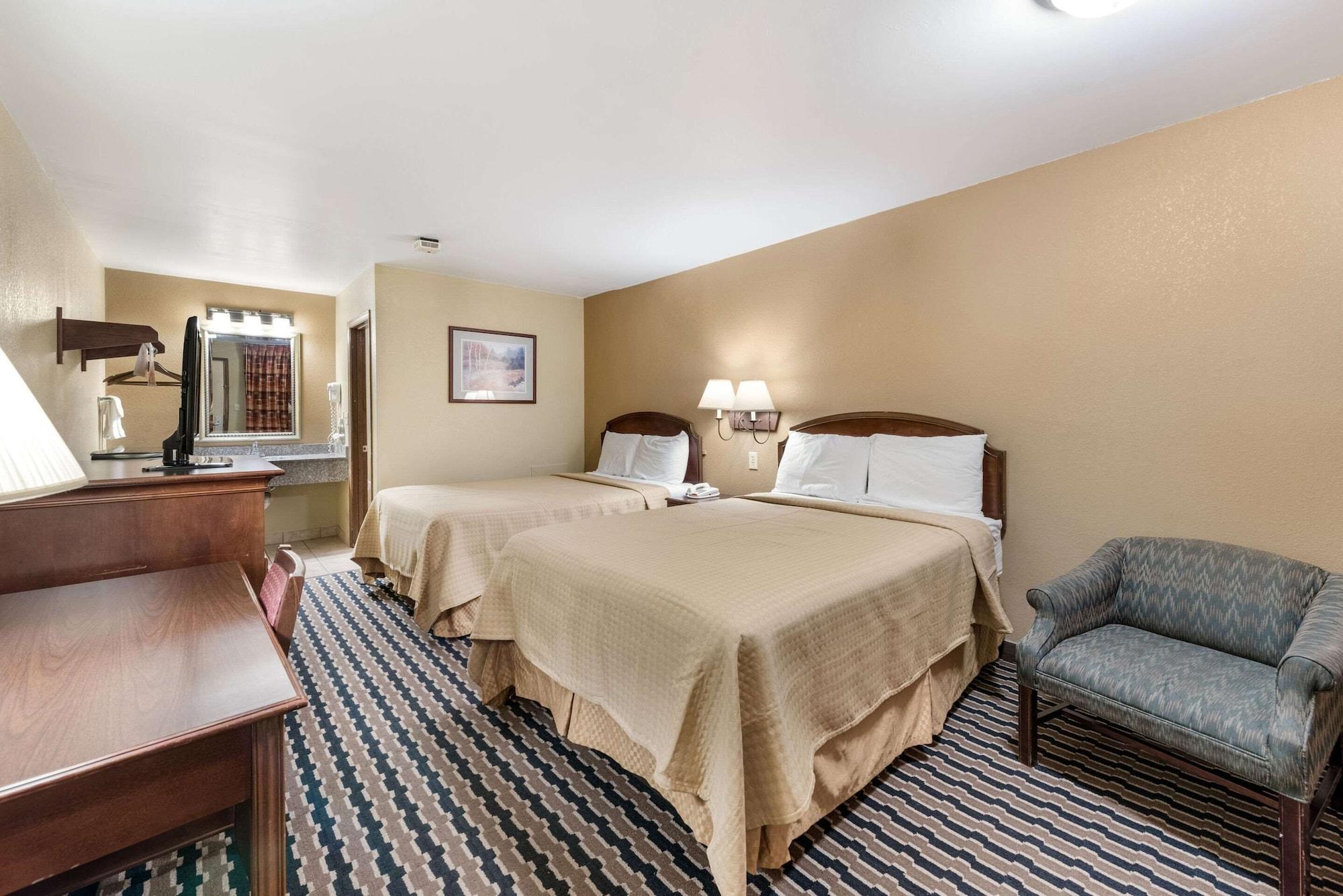 Rodeway Inn Columbus Esterno foto